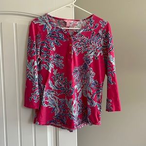 Women’s Lily Pulitzer Size L long sleeve shirt. Excellent condition